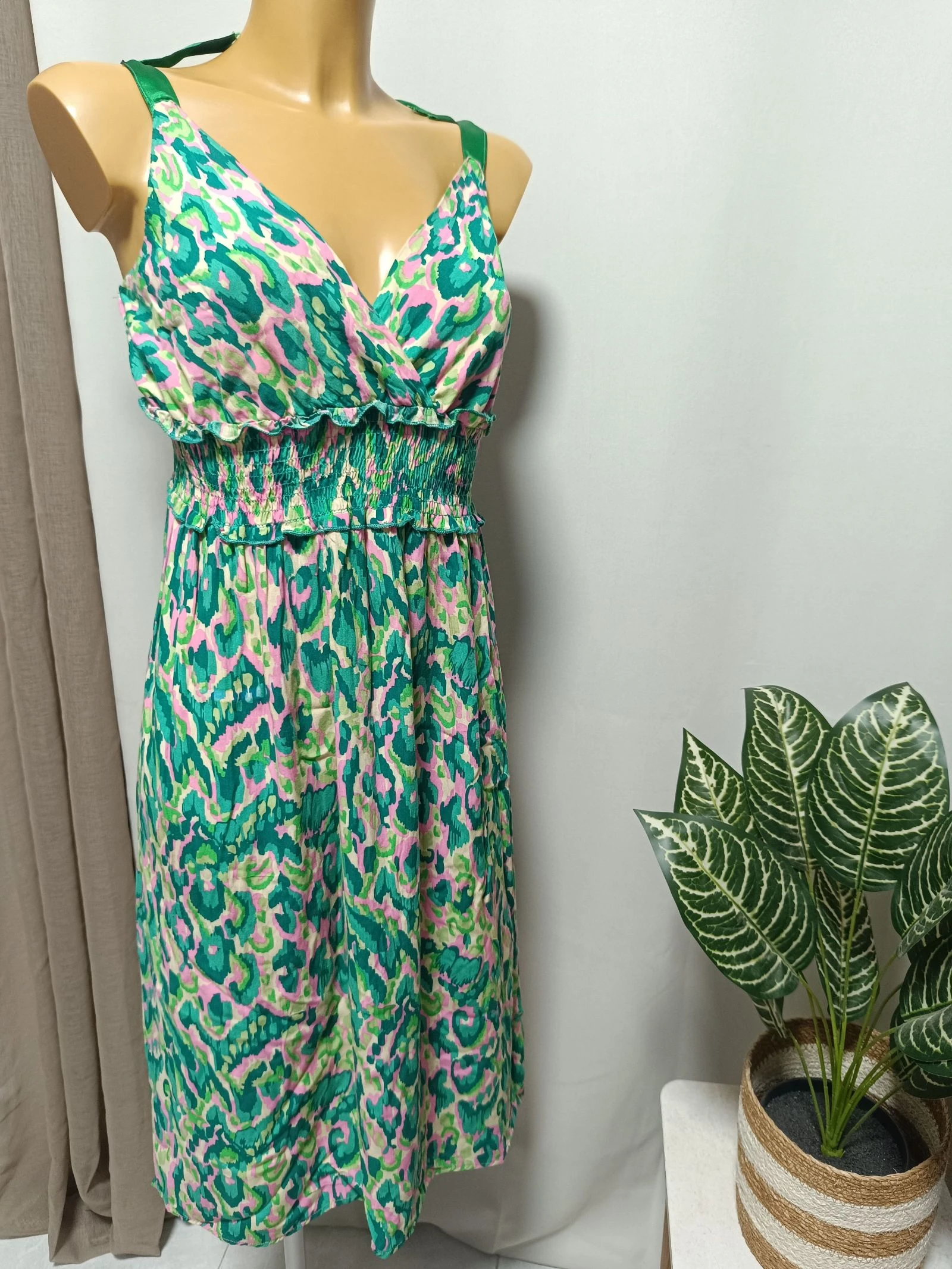 Vestido Kelrebec. Dress. Robe.